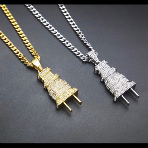 Meet your Posher, Alex - Picture 1 of 1